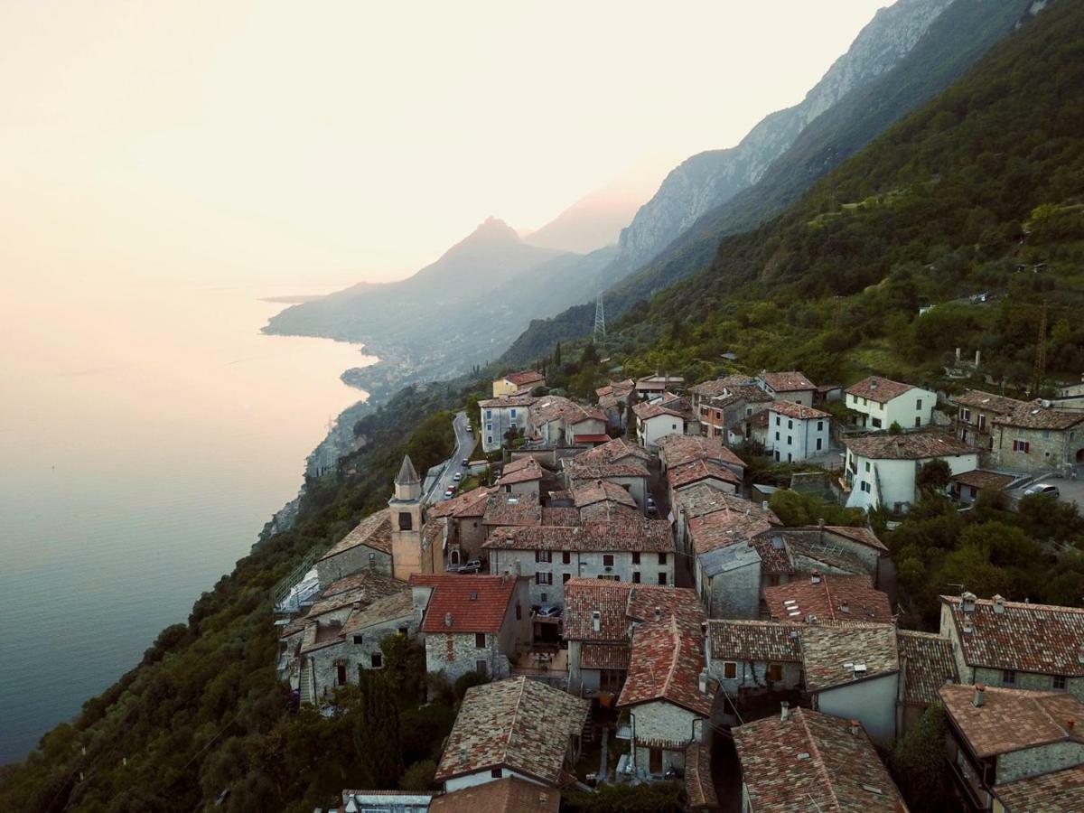 Villa Borgo Al Tempo Perduto Gargnano Exterior foto